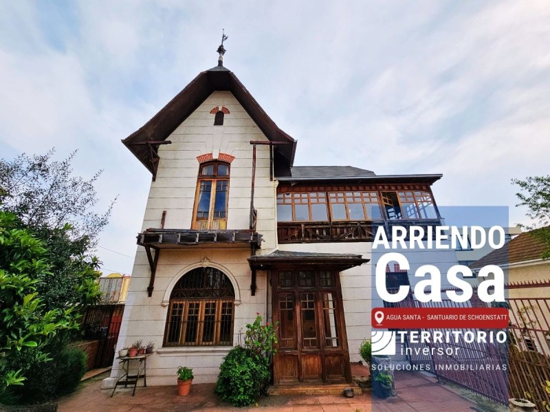 CASA DE ESTILO CLSICO Y CONFORT CON PISCINA EN AGUA SANTA